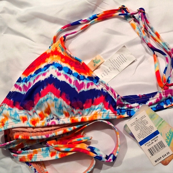 New bathing suit - Picture 3 of 8